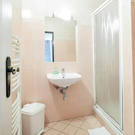 Hotel Hotel U Cisare Mirosovice