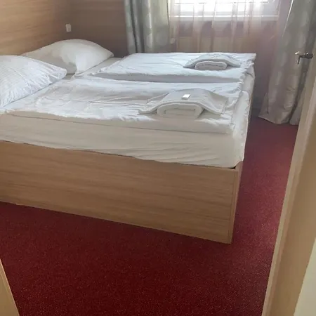 U Cisare Szálloda 3*