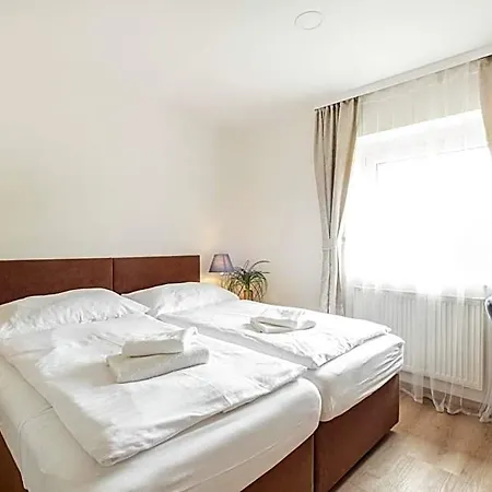 Szálloda U Cisare Mirošovice