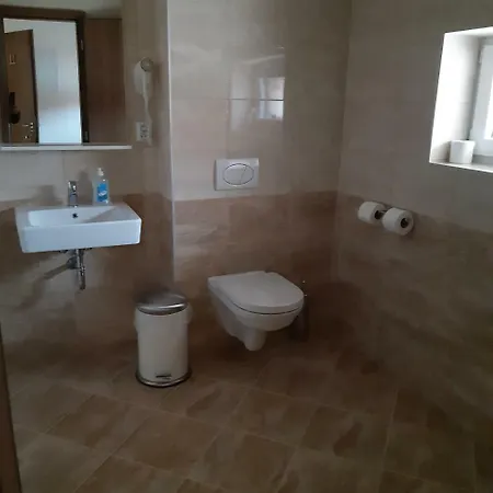 U Cisare Szálloda 3*