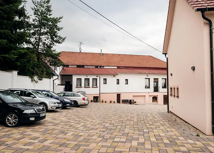 Hotel U Cisare 3* Mirosovice
